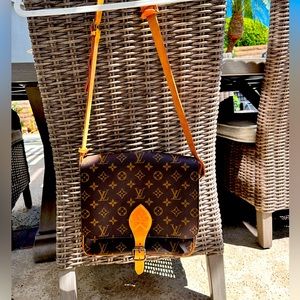 Louis Vuitton Vintage Crossbody handbag purse LV monogram 100% authentic